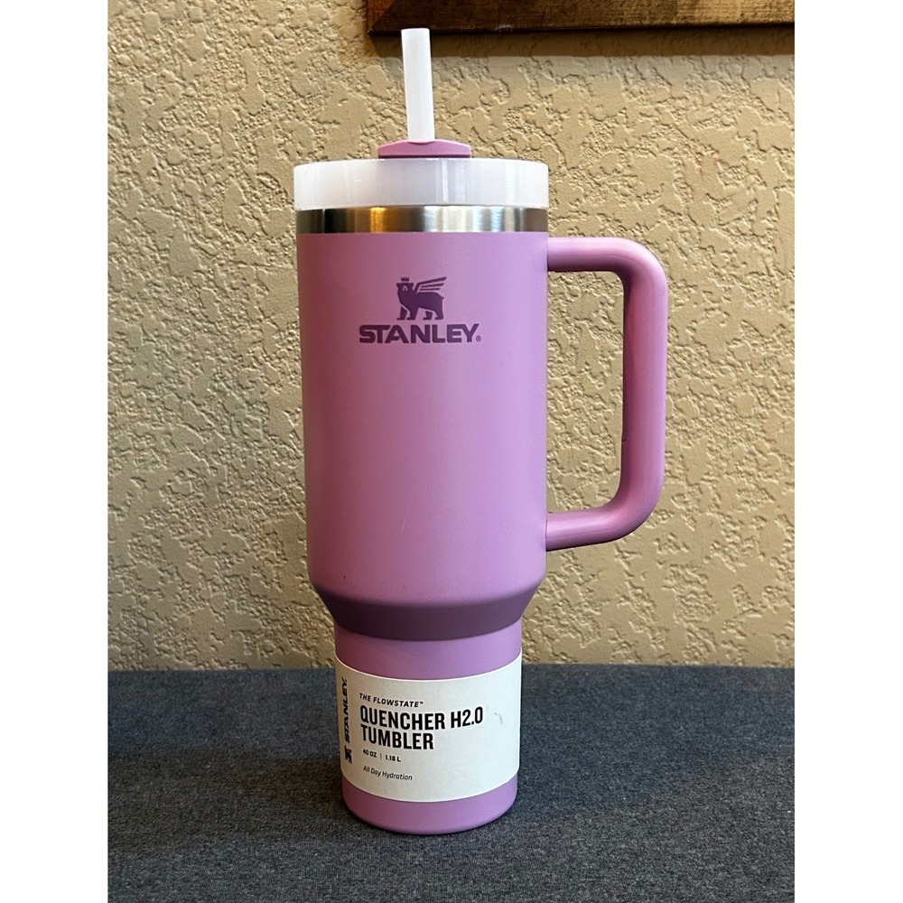 Stanley Quencher H2.0 FlowState 40 oz Tumbler Lilac Purple NEW w/ Tags